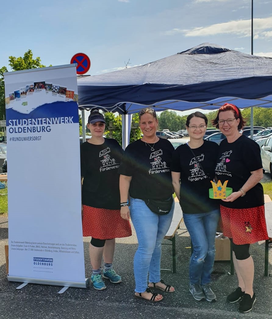 Das Team der Kita Jade-Campus beim bunten Familienfrühstück: Imke, Anika, Karina und Jeannine (v.l.n.r.)